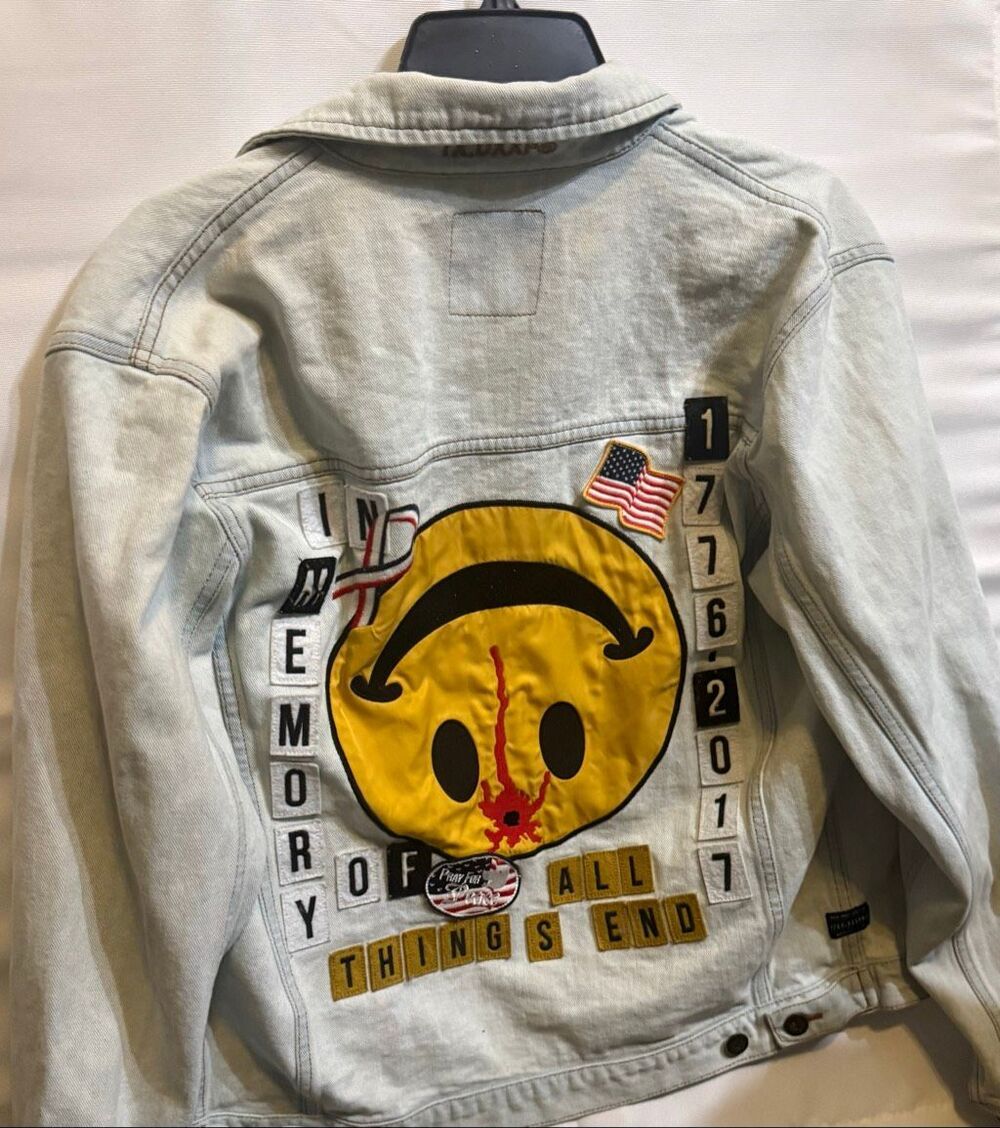 10 Deep Tenth Division Men's Smiley Face Headshot Denim Jacket Blue Small